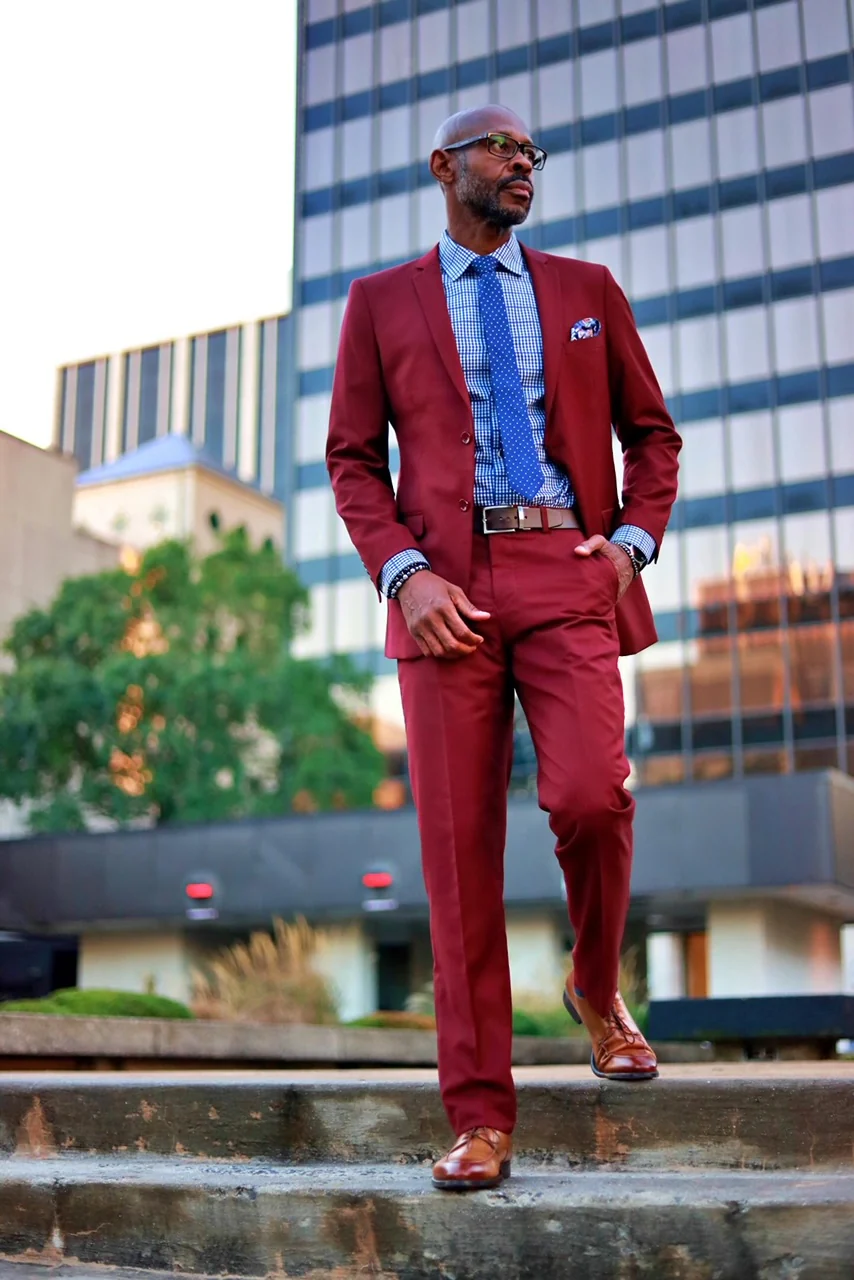 Men's Basic 2 Button Slim Fit Wedding Suit in Burgundy - Image 3