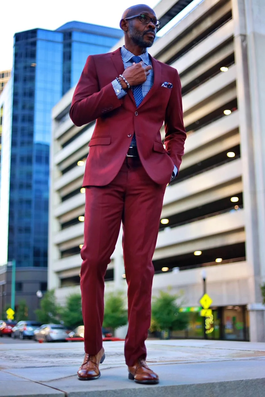 Men's Basic 2 Button Slim Fit Wedding Suit in Burgundy - Image 5