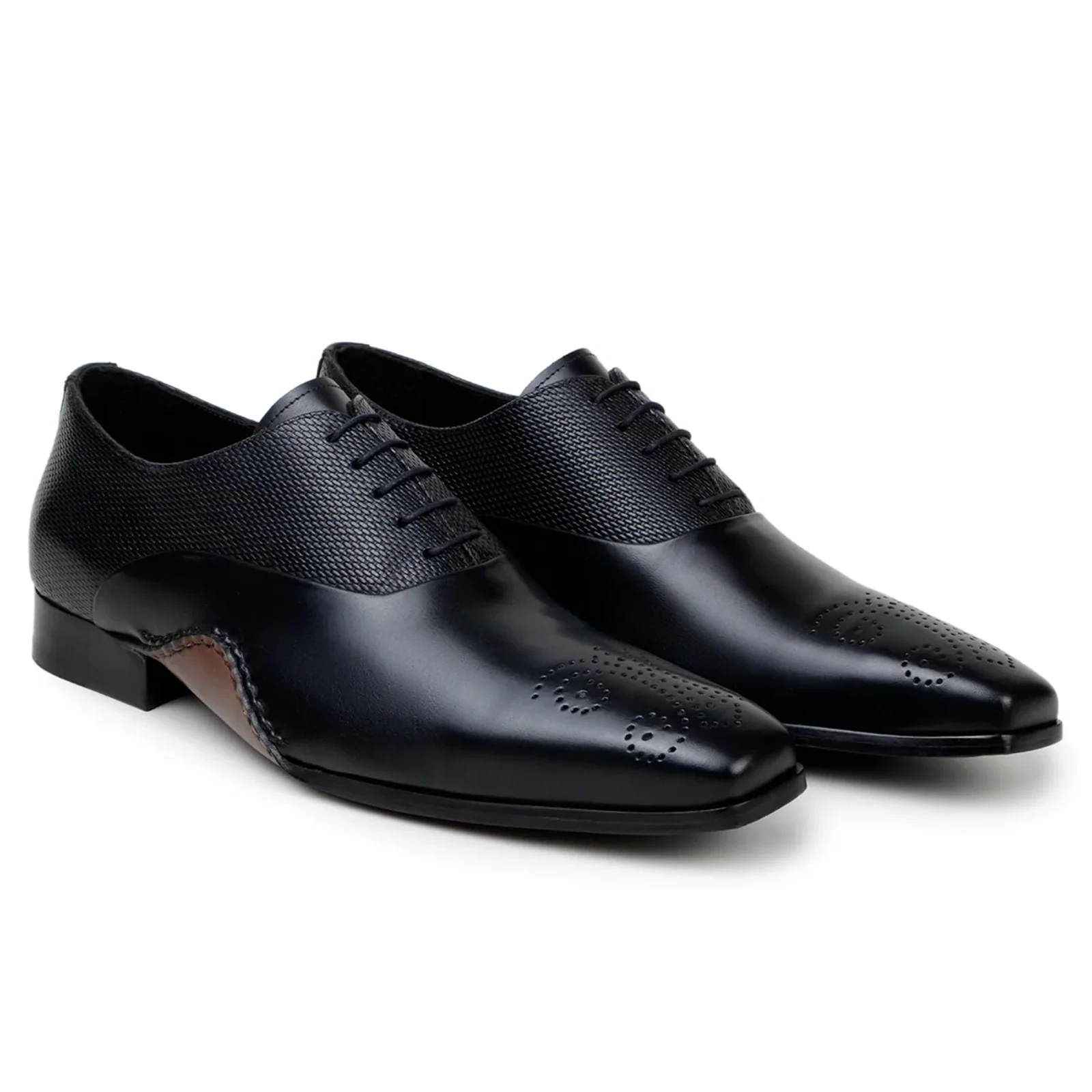 Men's Belvedere Saggio Italian Calfskin Brogue Toe Dress Shoe in Black - Image 2